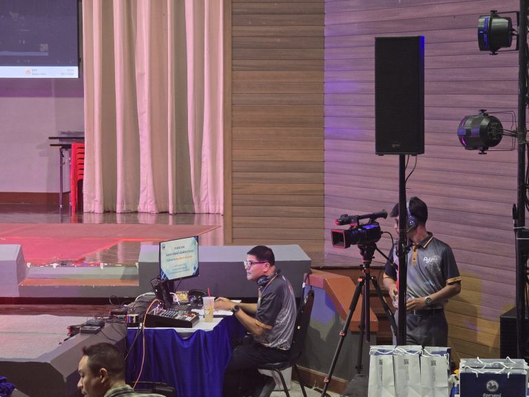 เมื่อวันที่ 30 กรกฎาคม 2568 ฝ่ายทรัพยากรการเรียนรู้และส่งเสริมองค์กรดิจิทัล นำทีมโดย อาจารย์รุศดา ณัฐภาสวิรตา พร้อมด้วย นายสมนึก แก้วมีศรี