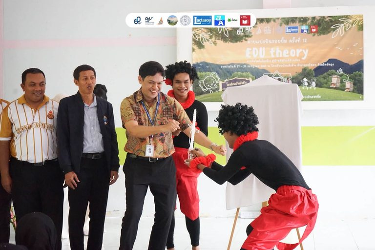 พิธีเปิดค่ายแบ่งปันรอยยิ้ม ครั้งที่ 12 ณ โรงเรียนบ้านหัวช้าง